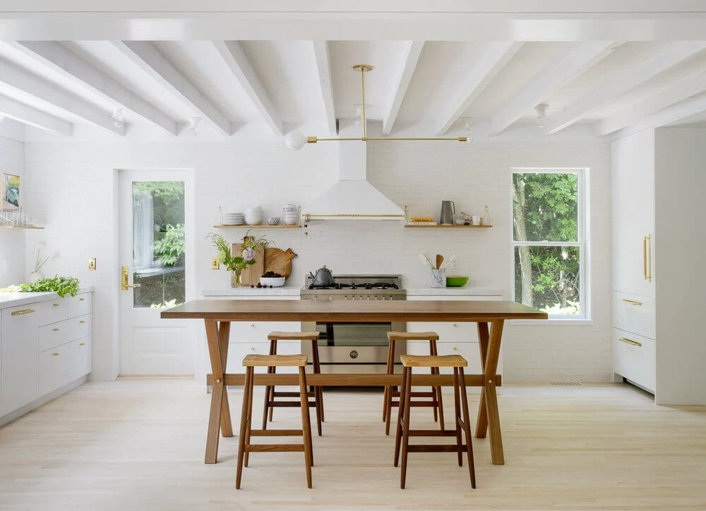 Sample listing: 1107 Palms Boulevard